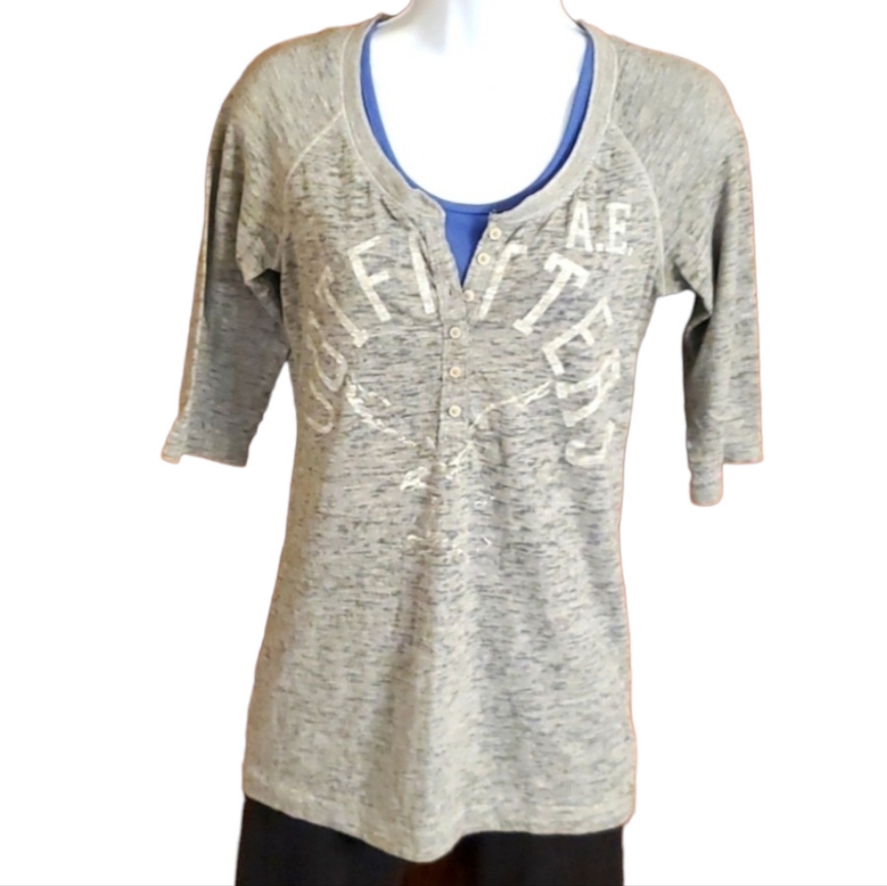 American Eagle Outfitters Women's Gray Burnout Top 3/4 Length Sleeve